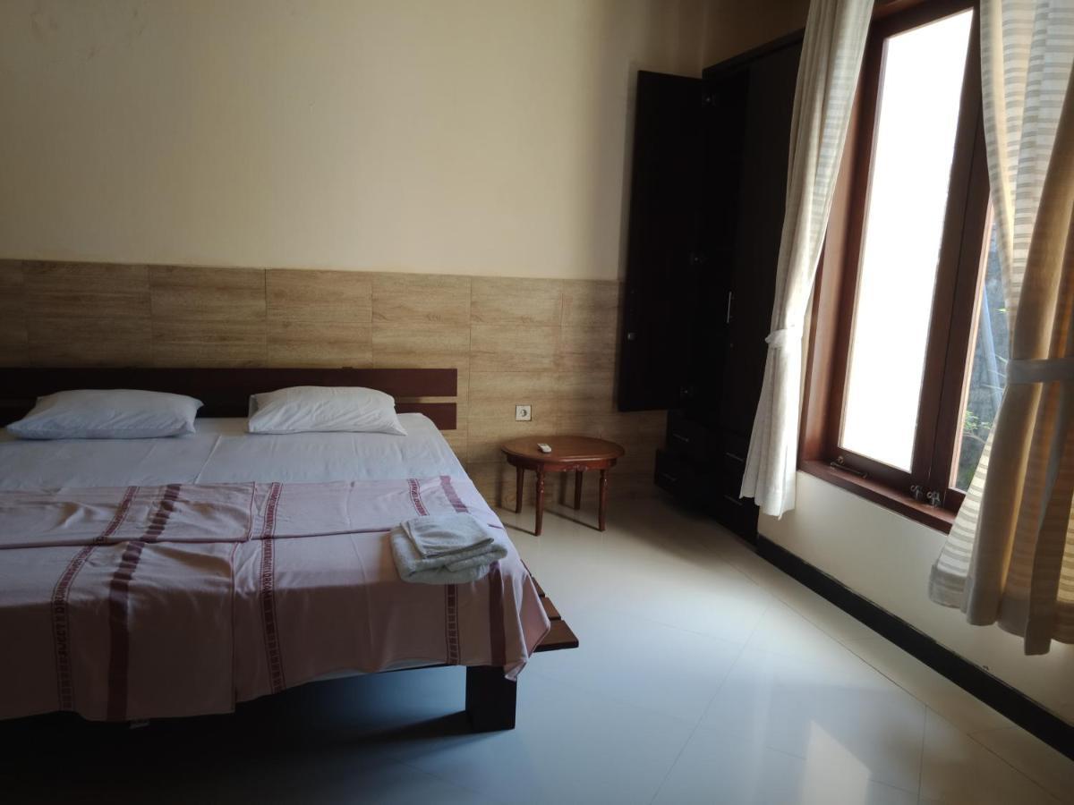 Rika Wisma tamu